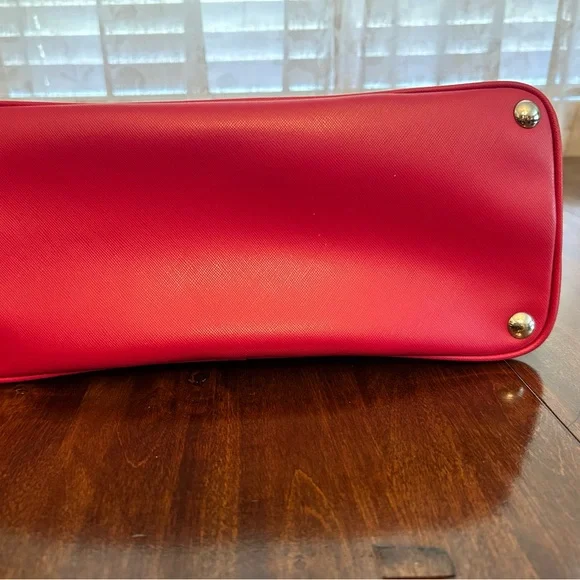 Coach purse - Picture 4 of 7